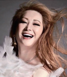 垣岡敦子（ソプラノ）Atsuko Kakioka
