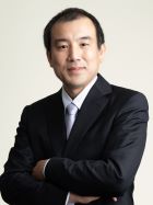 新納洋介